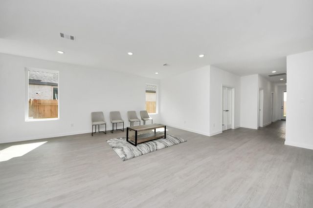 1058 Blue Stone Dr, Beasley, TX 77417