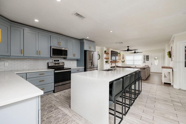 9481 MONICA DRIVE, Seminole, FL 33777