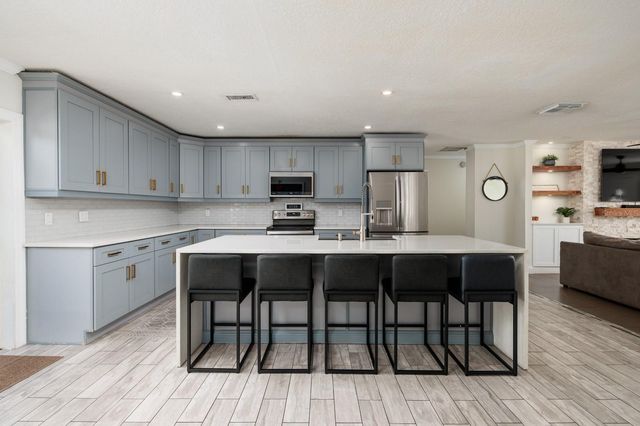 9481 MONICA DRIVE, Seminole, FL 33777