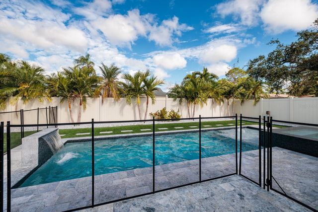 9481 MONICA DRIVE, Seminole, FL 33777