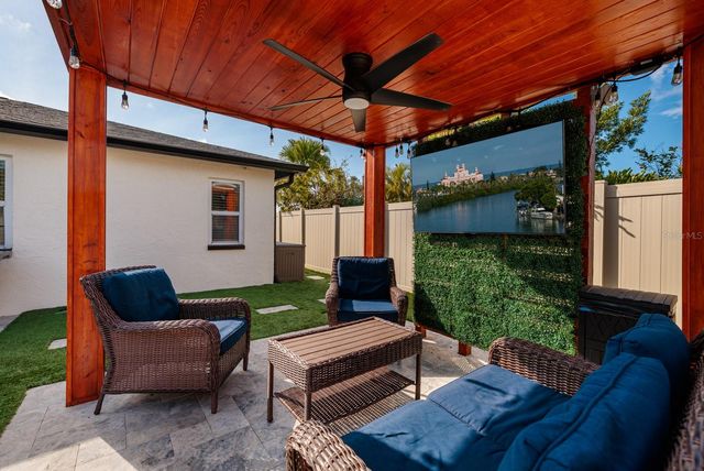 9481 MONICA DRIVE, Seminole, FL 33777