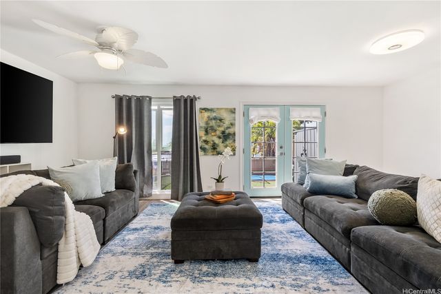 92-735 Makakilo Drive 12, Kapolei, HI 96707