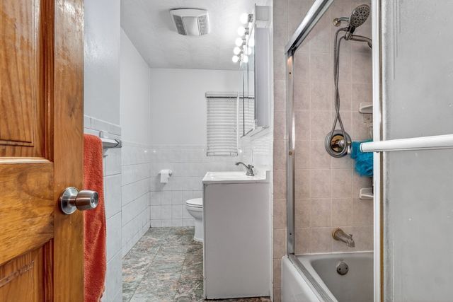 20 Temi Rd, Framingham, MA 01701