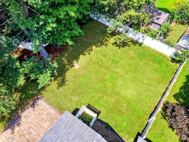 20 Temi Rd, Framingham, MA 01701