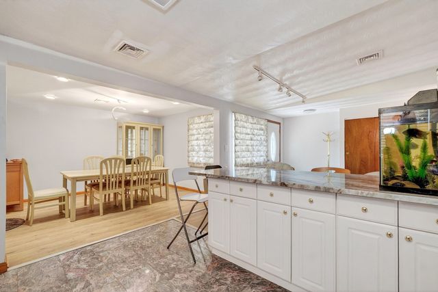 20 Temi Rd, Framingham, MA 01701