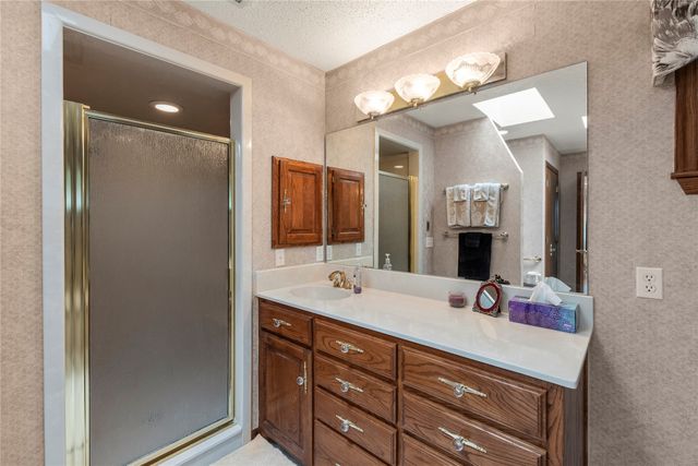 226 Bushwhacker Drive, Mabank, TX 75156