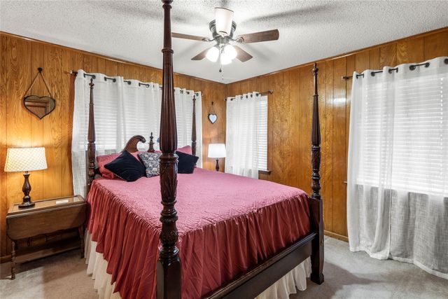 226 Bushwhacker Drive, Mabank, TX 75156