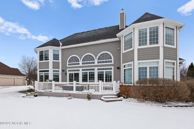 1338 Pine Valley Drive, Bowling Green, OH 43402