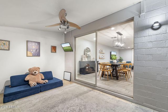 8649 E BUENA TERRA Way, Scottsdale, AZ 85250