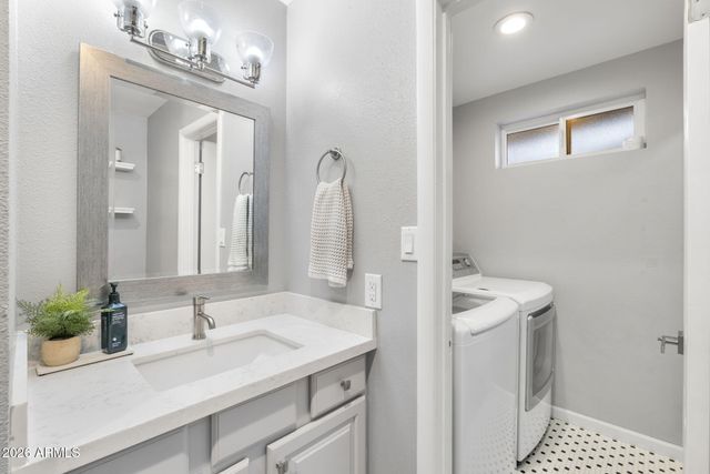 8649 E BUENA TERRA Way, Scottsdale, AZ 85250