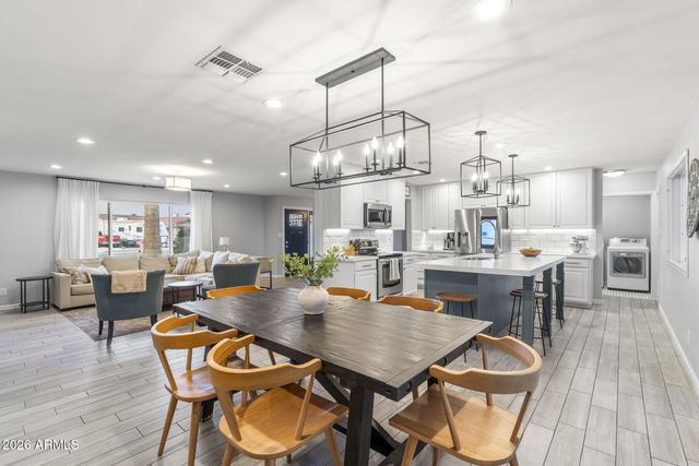 8649 E BUENA TERRA Way, Scottsdale, AZ 85250