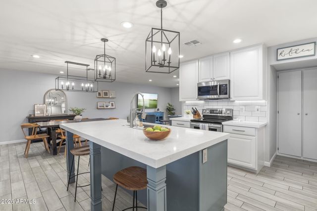 8649 E BUENA TERRA Way, Scottsdale, AZ 85250