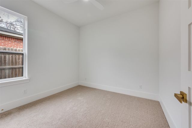 2908 Prospect Avenue, Fort Worth, TX 76106