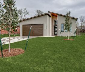 2908 Prospect Avenue, Fort Worth, TX 76106