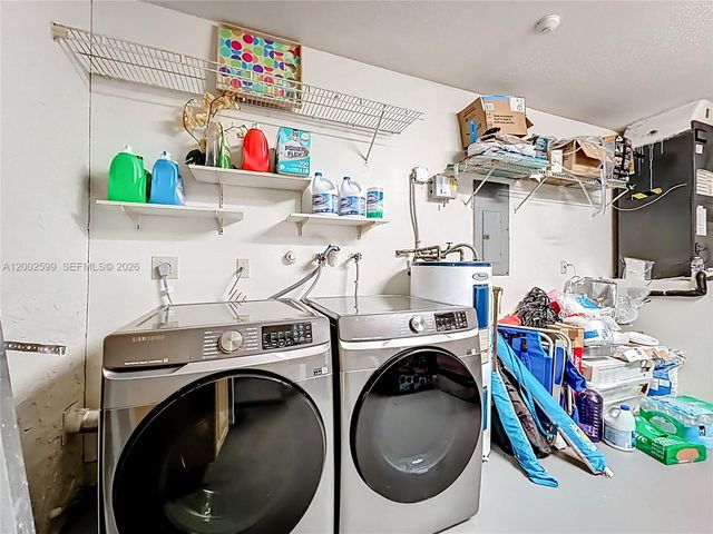 8060 NW 51st Ct 8060, Lauderhill, FL 33351