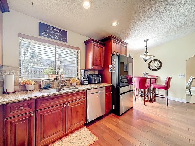 8060 NW 51st Ct 8060, Lauderhill, FL 33351