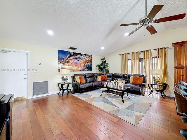 8060 NW 51st Ct 8060, Lauderhill, FL 33351