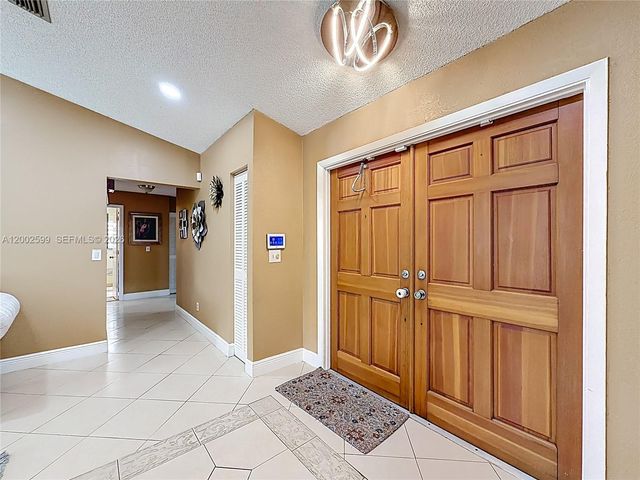 8060 NW 51st Ct 8060, Lauderhill, FL 33351