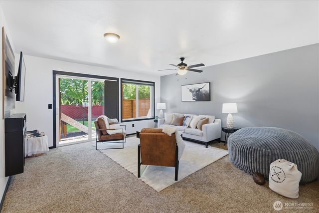 6506 83RD Place NE, Marysville, WA 98270