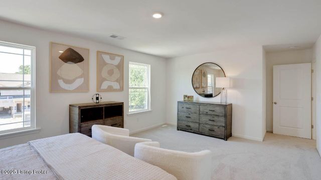 11037 Pheasant Hill Cir, Louisville, KY 40229