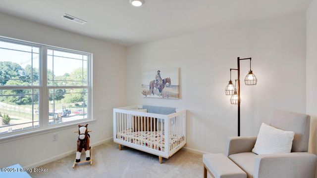 11037 Pheasant Hill Cir, Louisville, KY 40229