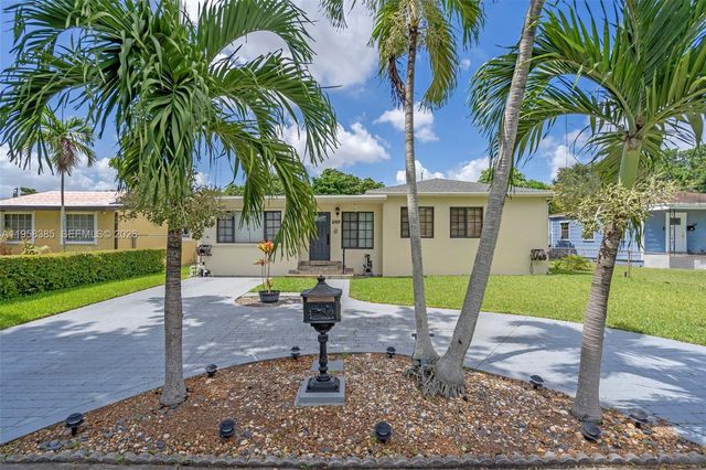 249 Carlisle Dr, Miami Springs, FL 33166