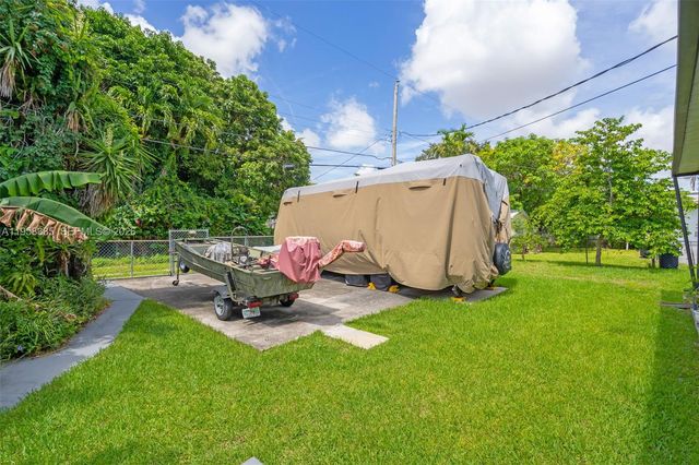 249 Carlisle Dr, Miami Springs, FL 33166