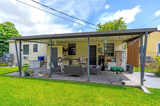 249 Carlisle Dr, Miami Springs, FL 33166