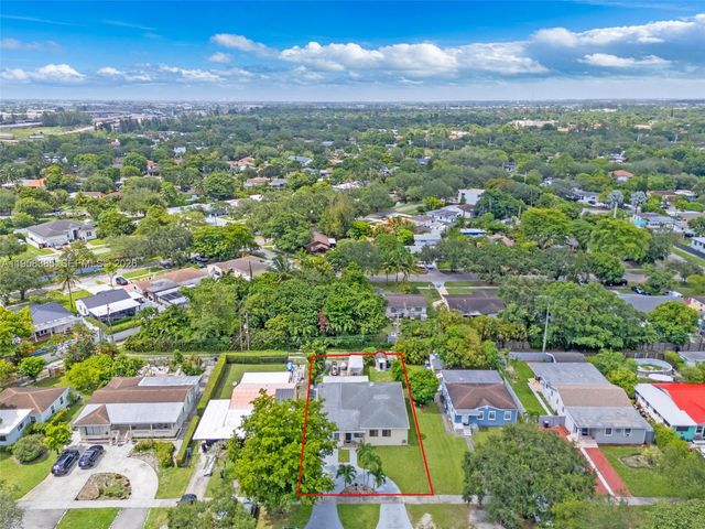 249 Carlisle Dr, Miami Springs, FL 33166