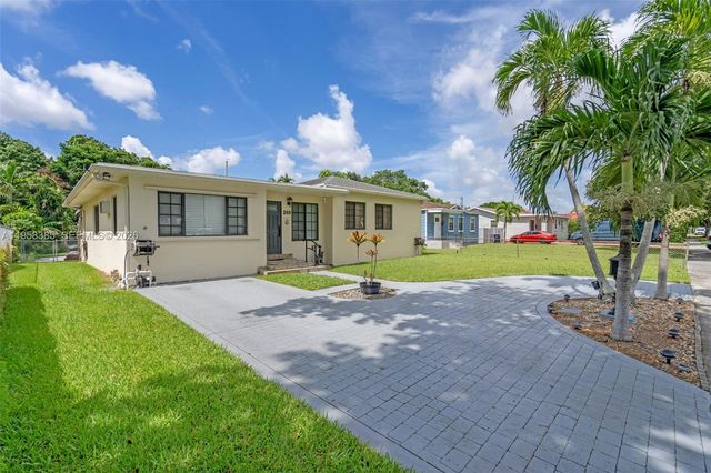 249 Carlisle Dr, Miami Springs, FL 33166