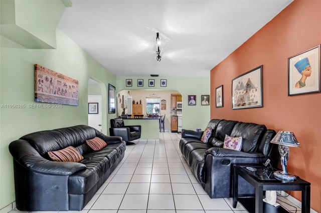 249 Carlisle Dr, Miami Springs, FL 33166