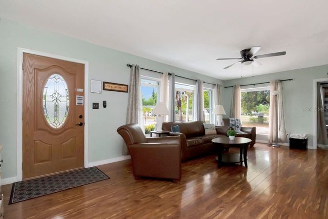 305 BAKER AVENUE, Clearwater, FL 33755