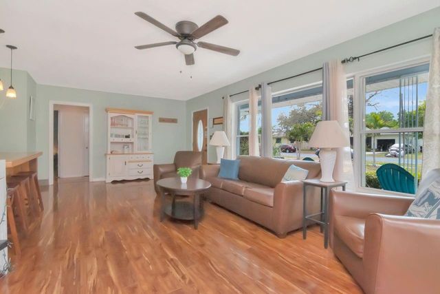 305 BAKER AVENUE, Clearwater, FL 33755