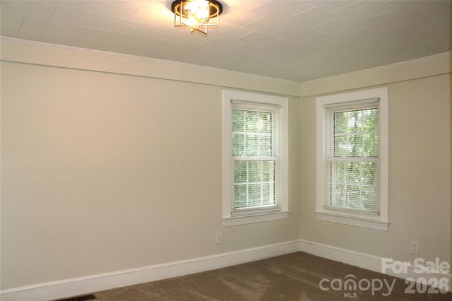 415 High Circle NW, Lenoir, NC 28645