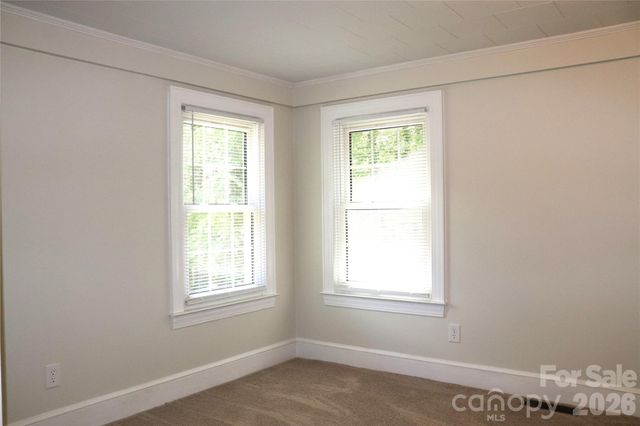 415 High Circle NW, Lenoir, NC 28645