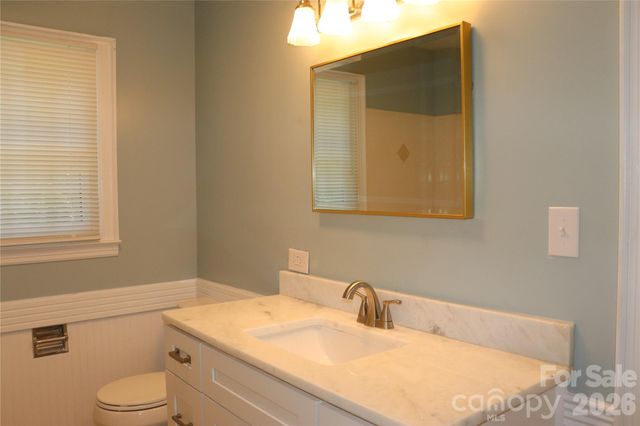 415 High Circle NW, Lenoir, NC 28645