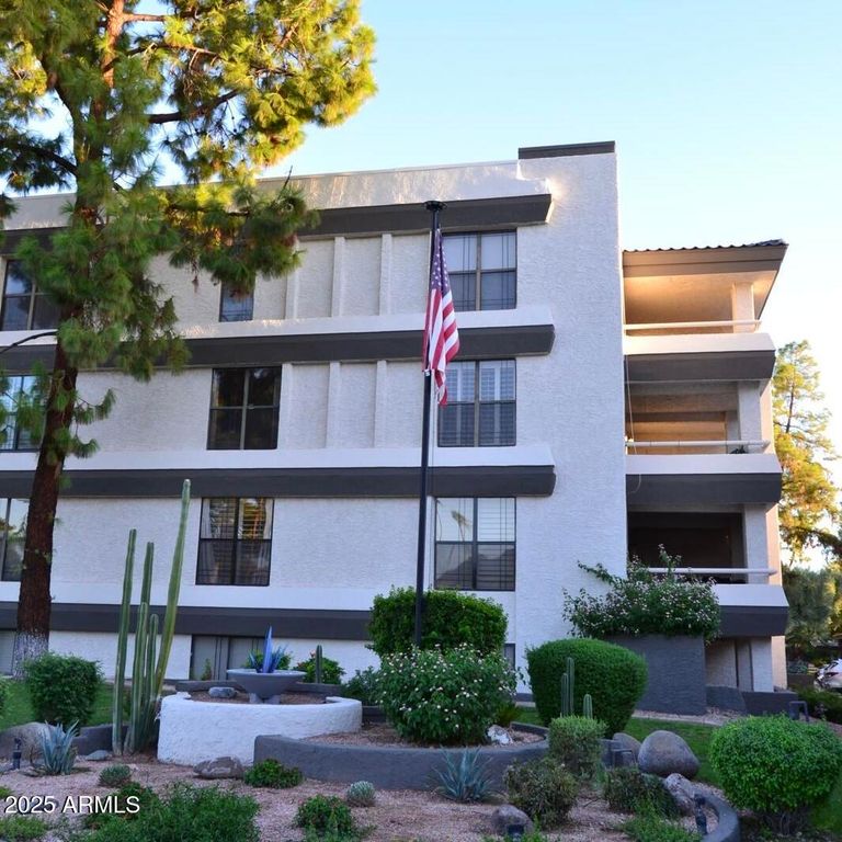 5102 N 31ST Place 412, Phoenix, AZ 85016