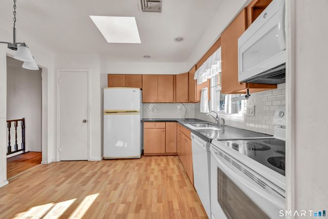 50 Farm Street, Danbury, CT 06811