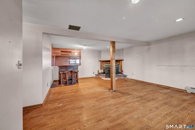 50 Farm Street, Danbury, CT 06811