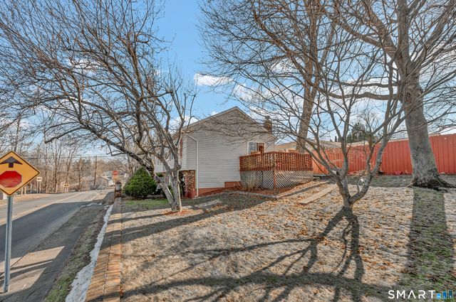 50 Farm Street, Danbury, CT 06811