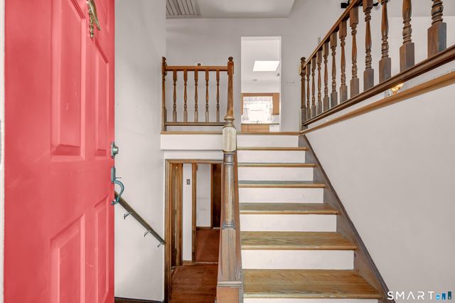 50 Farm Street, Danbury, CT 06811