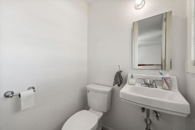 2548 Wood Valley Place, Dallas, TX 75211