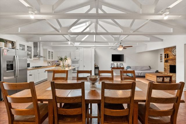 2548 Wood Valley Place, Dallas, TX 75211