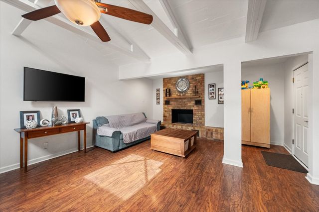 2548 Wood Valley Place, Dallas, TX 75211