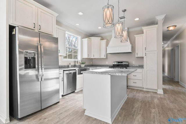 1502 Rison Avenue NE, Huntsville, AL 35801