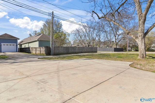 1502 Rison Avenue NE, Huntsville, AL 35801