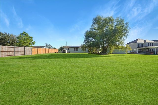 15926 Millers Landing Lane, Houston, TX 77049