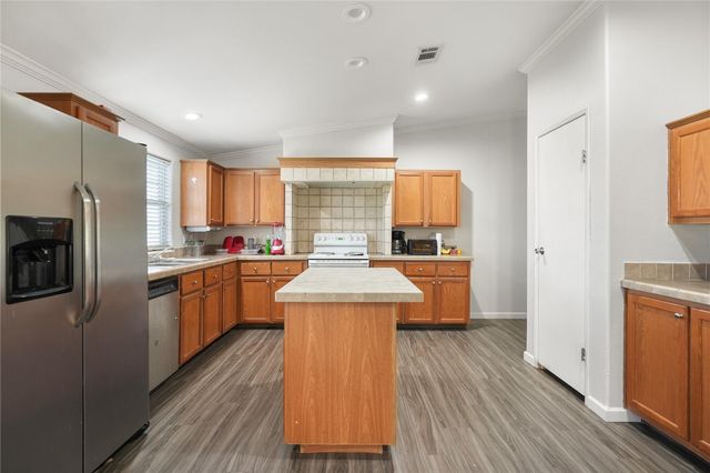 15926 Millers Landing Lane, Houston, TX 77049