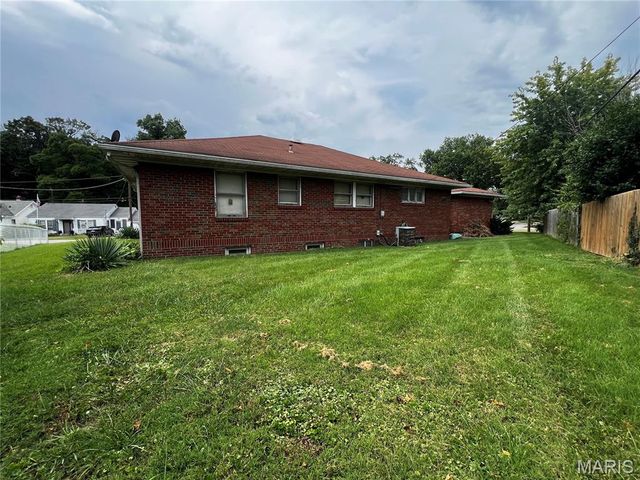 277 Herbert Street, Alton, IL 62002
