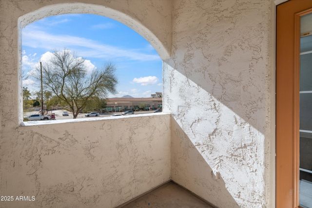 10757 N 74TH Street 1016, Scottsdale, AZ 85260